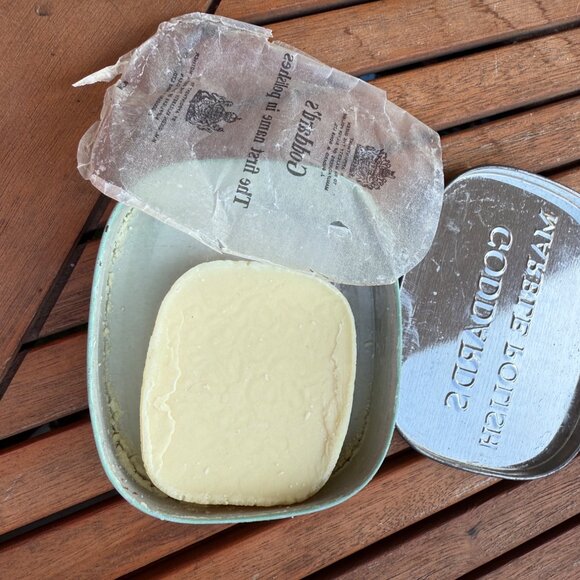 Vintage Goddards Marble Polish 4 1/2 Ozs Tin Made In England - Picture 4 of 4